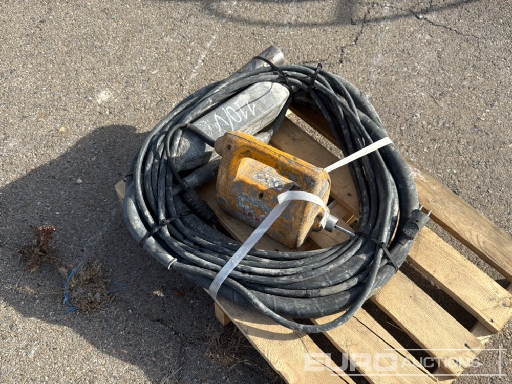 Welding Machine - Equipo de construcción: foto 2 Welding Machine - Equipo de construcción: foto 2