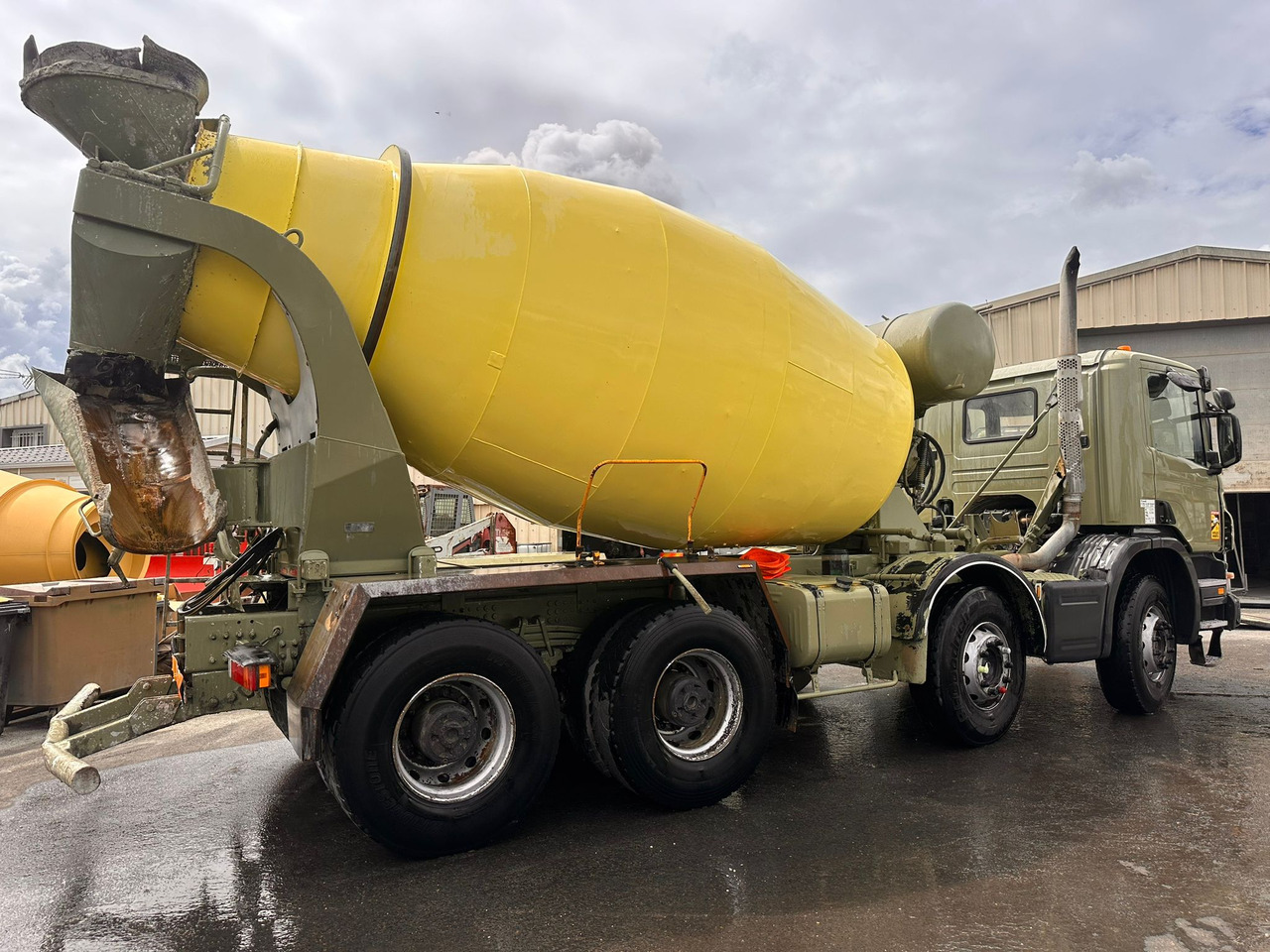 Camion béton Scania P380 CP-230-MP - Camión hormigonera: foto 5 Camion béton Scania P380 CP-230-MP - Camión hormigonera: foto 5