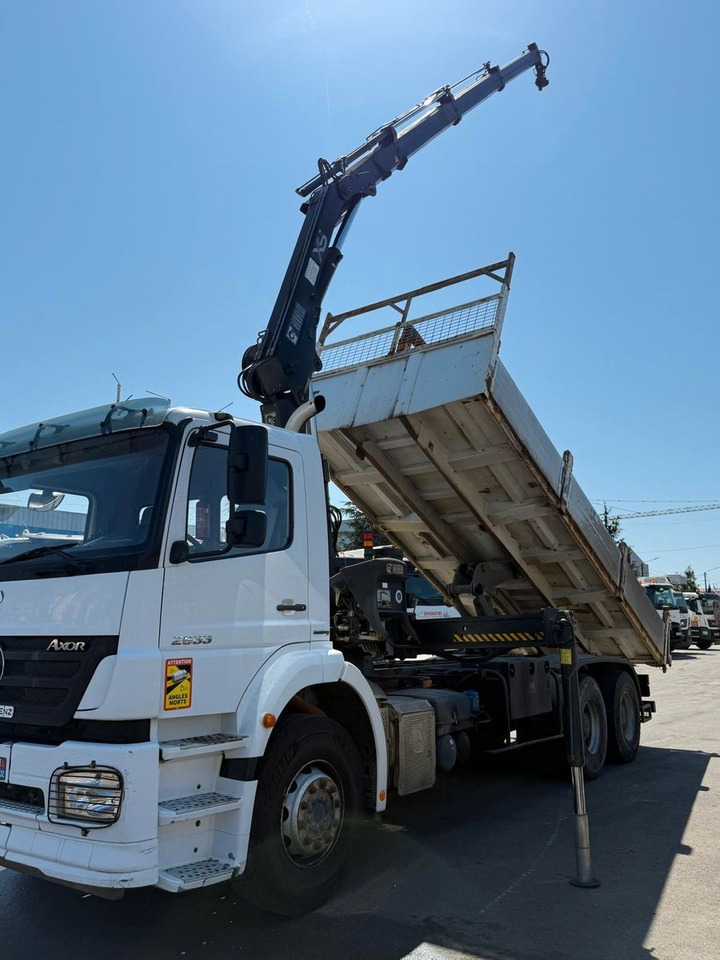 Camión volquete Mercedes-Benz Axor 2633: foto 6