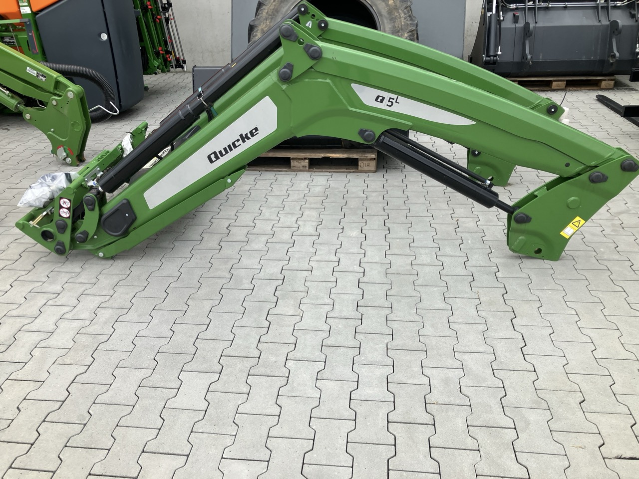 Alö Frontlader Q5 LDM EURO - Cargador frontal para tractor: foto 1 Alö Frontlader Q5 LDM EURO - Cargador frontal para tractor: foto 1