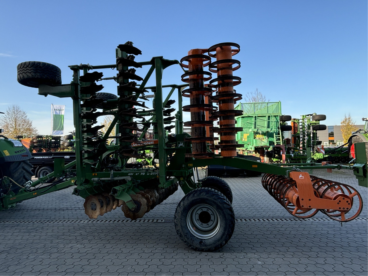 Amazone Catros 7003-2TX - Grada: foto 5 Amazone Catros 7003-2TX - Grada: foto 5