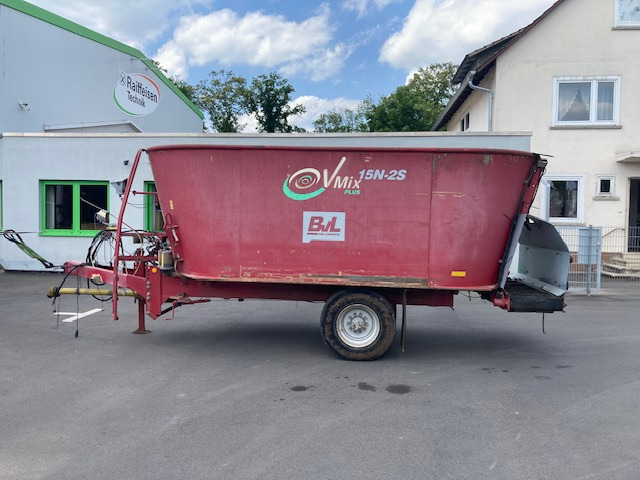BVL V-Mix 15N 2S Futtermischwagen - Desensiladora: foto 1 BVL V-Mix 15N 2S Futtermischwagen - Desensiladora: foto 1