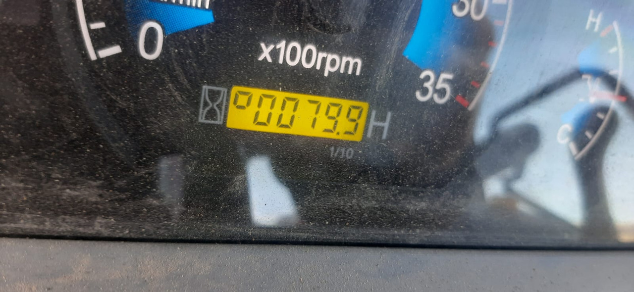 Branson Branson 6225C - Tractor: foto 3 Branson Branson 6225C - Tractor: foto 3