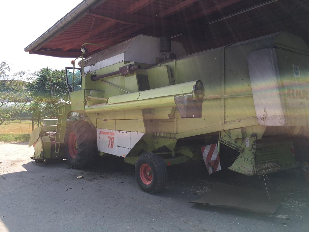 Claas Dominator 76 - Cosechadora de granos: foto 2 Claas Dominator 76 - Cosechadora de granos: foto 2