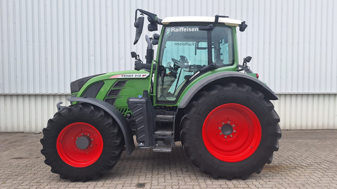 Fendt 512 Vario S4 PowerPlus - Tractor: foto 1 Fendt 512 Vario S4 PowerPlus - Tractor: foto 1