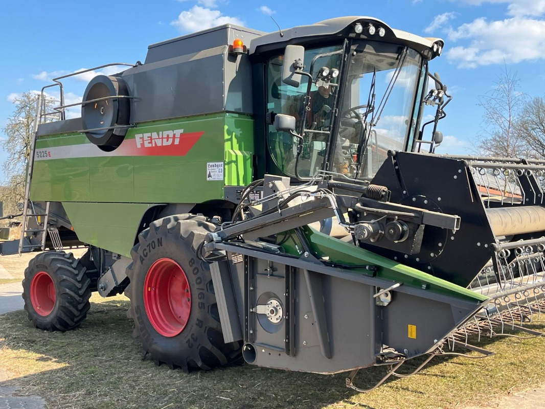 Fendt 5225 E 5,50m PowerFlow Schneidwerk - Cosechadora de granos: foto 4 Fendt 5225 E 5,50m PowerFlow Schneidwerk - Cosechadora de granos: foto 4