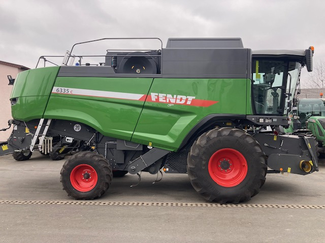 Fendt 6335C Stage 5 - Cosechadora de granos: foto 1 Fendt 6335C Stage 5 - Cosechadora de granos: foto 1