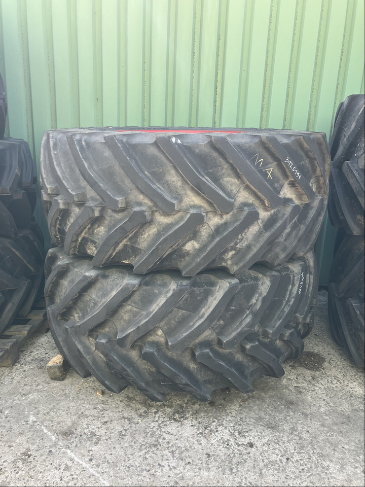 Fendt 650/60R38 750/70R44 - Neumáticos y llantas: foto 1 Fendt 650/60R38 750/70R44 - Neumáticos y llantas: foto 1