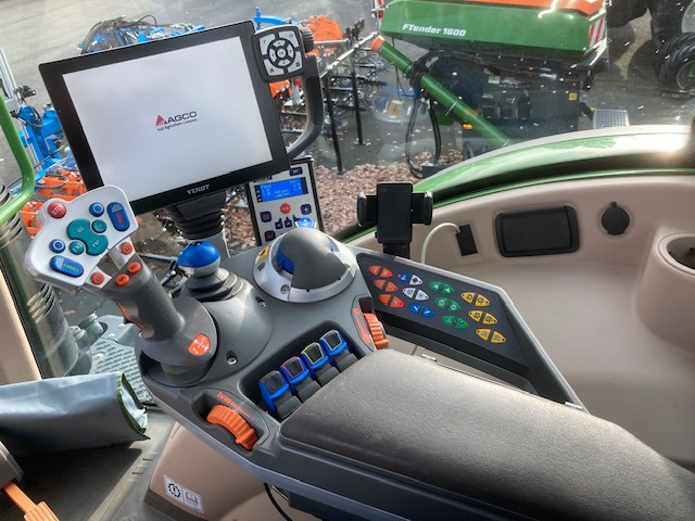 Fendt 720 Vario S4 Profi - Tractor: foto 4 Fendt 720 Vario S4 Profi - Tractor: foto 4