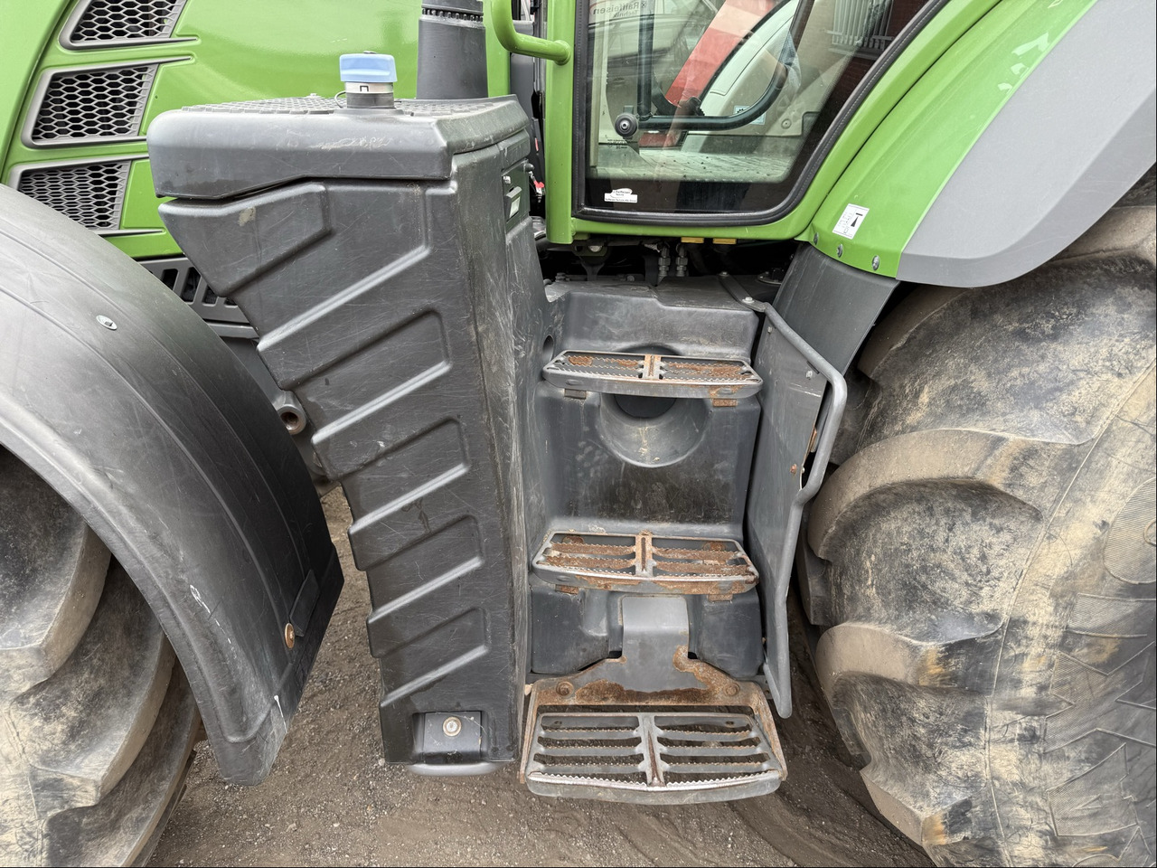 Fendt 724 Vario S4 ProfiPlus - Tractor: foto 2 Fendt 724 Vario S4 ProfiPlus - Tractor: foto 2