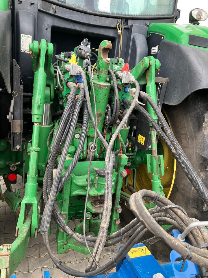 John Deere 6150R - Tractor: foto 3 John Deere 6150R - Tractor: foto 3