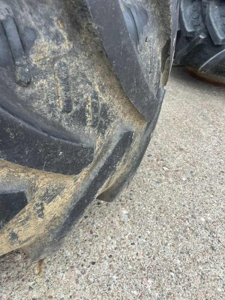 Kleber Zwillinge 20.8 R38 - Neumáticos y llantas: foto 3 Kleber Zwillinge 20.8 R38 - Neumáticos y llantas: foto 3