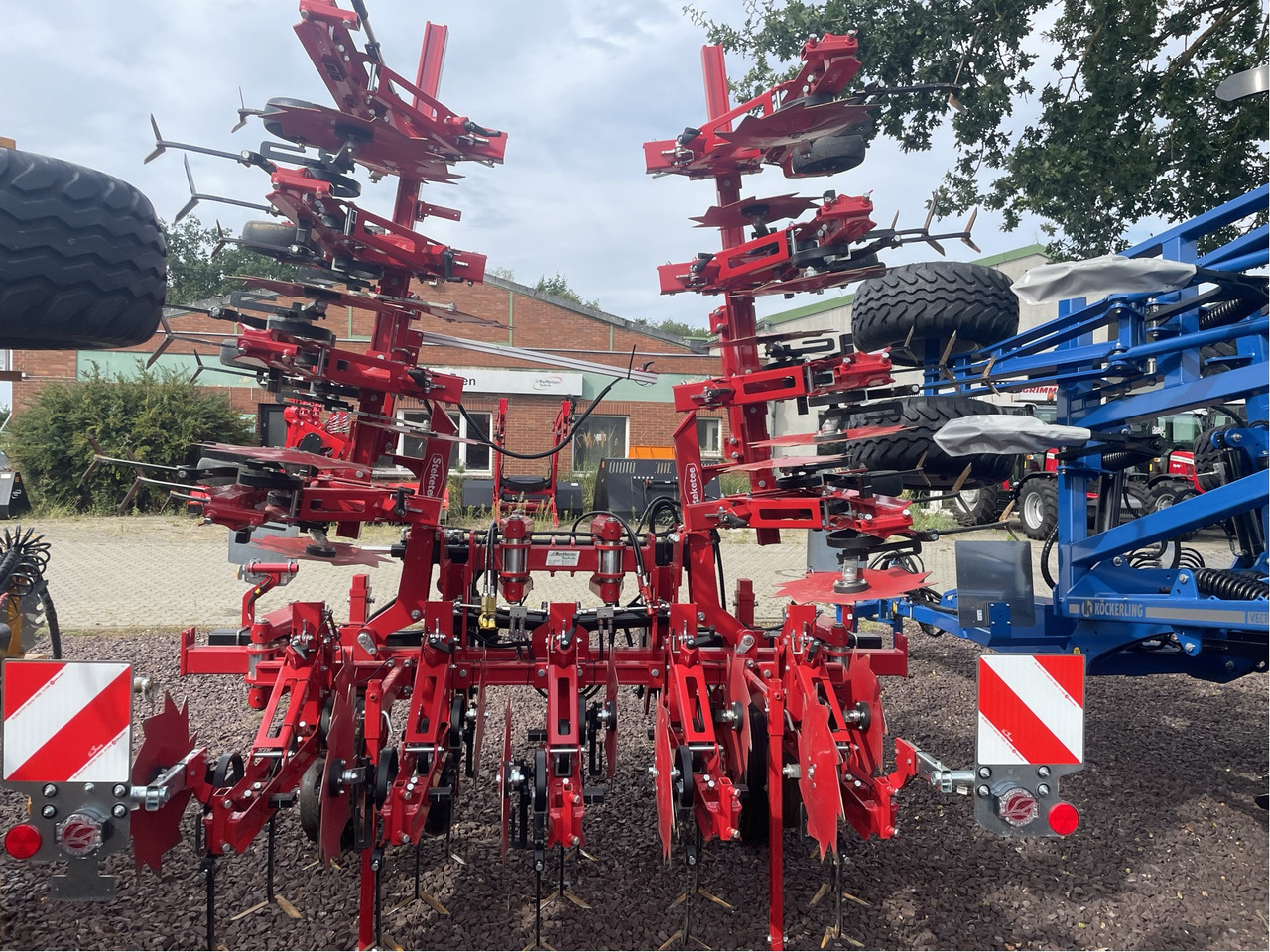Lemken EC Weeder - Cosechadoras de remolacha: foto 1 Lemken EC Weeder - Cosechadoras de remolacha: foto 1