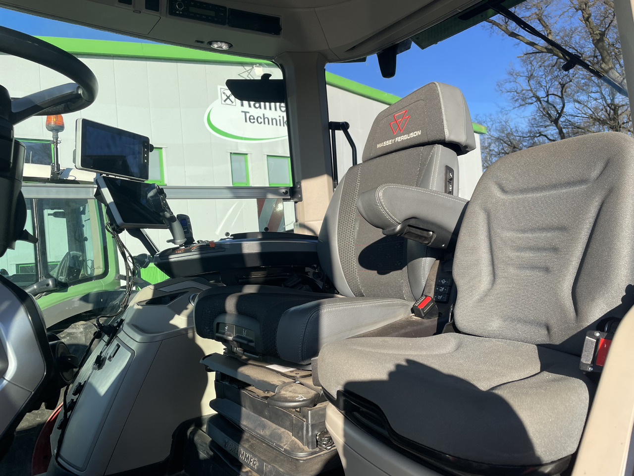 Massey Ferguson 8S.265 Dyna-VT EXCLUSIVE - Tractor: foto 3 Massey Ferguson 8S.265 Dyna-VT EXCLUSIVE - Tractor: foto 3