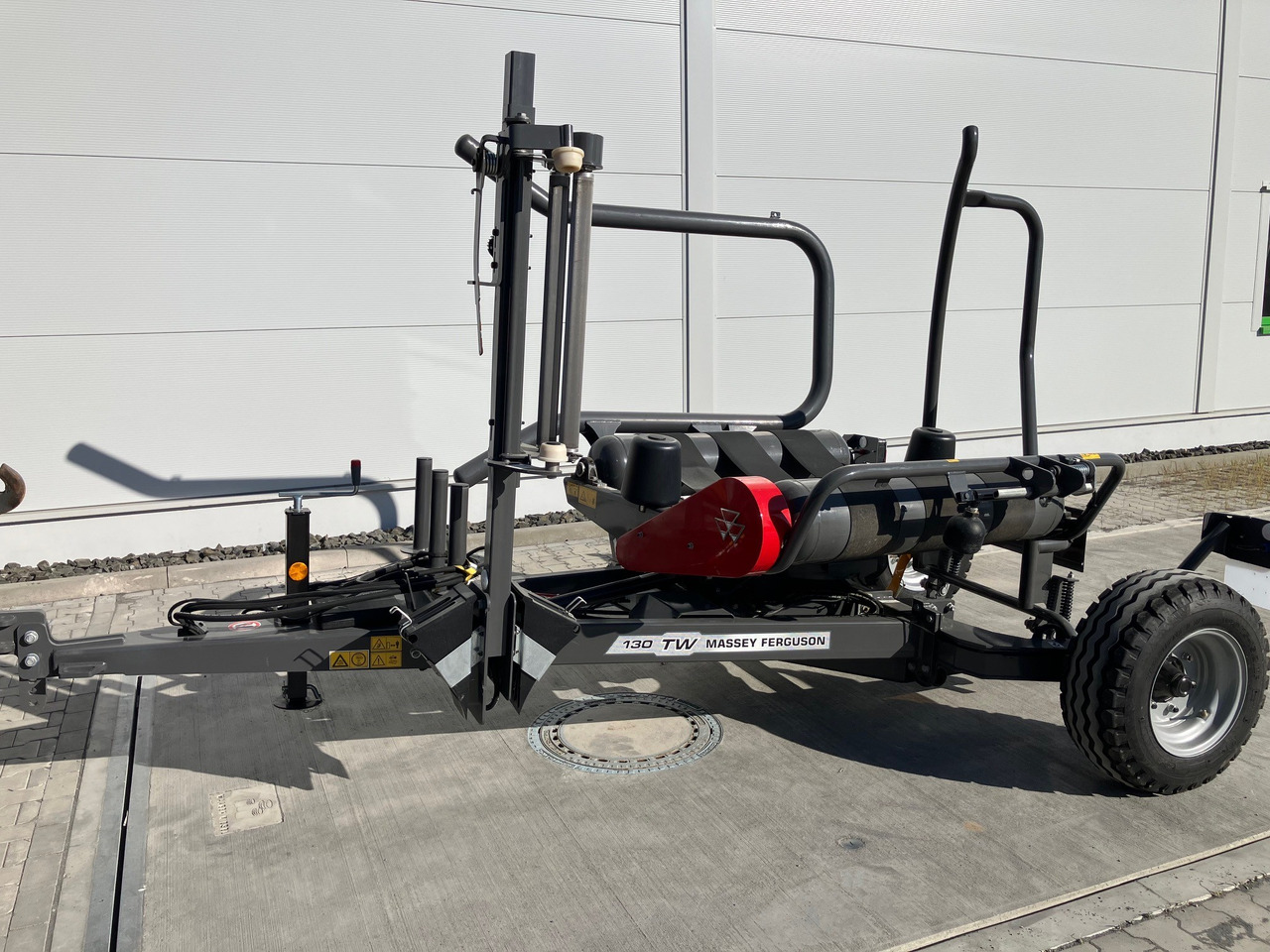 Massey Ferguson TW 130 - Maquinaria de henificación: foto 1 Massey Ferguson TW 130 - Maquinaria de henificación: foto 1