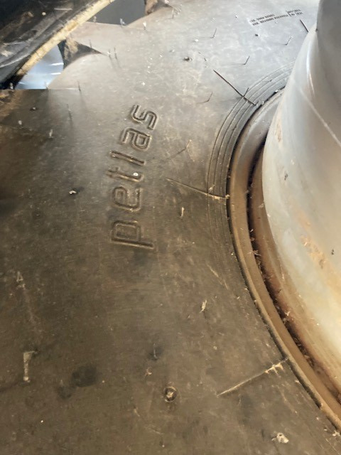 Petlas Doppelräder 650/75R32 f. Fendt - Neumático: foto 2 Petlas Doppelräder 650/75R32 f. Fendt - Neumático: foto 2