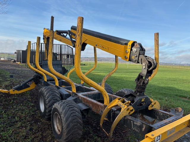 Uniforst Forstanhänger 12.49 - Remolque forestal: foto 3 Uniforst Forstanhänger 12.49 - Remolque forestal: foto 3