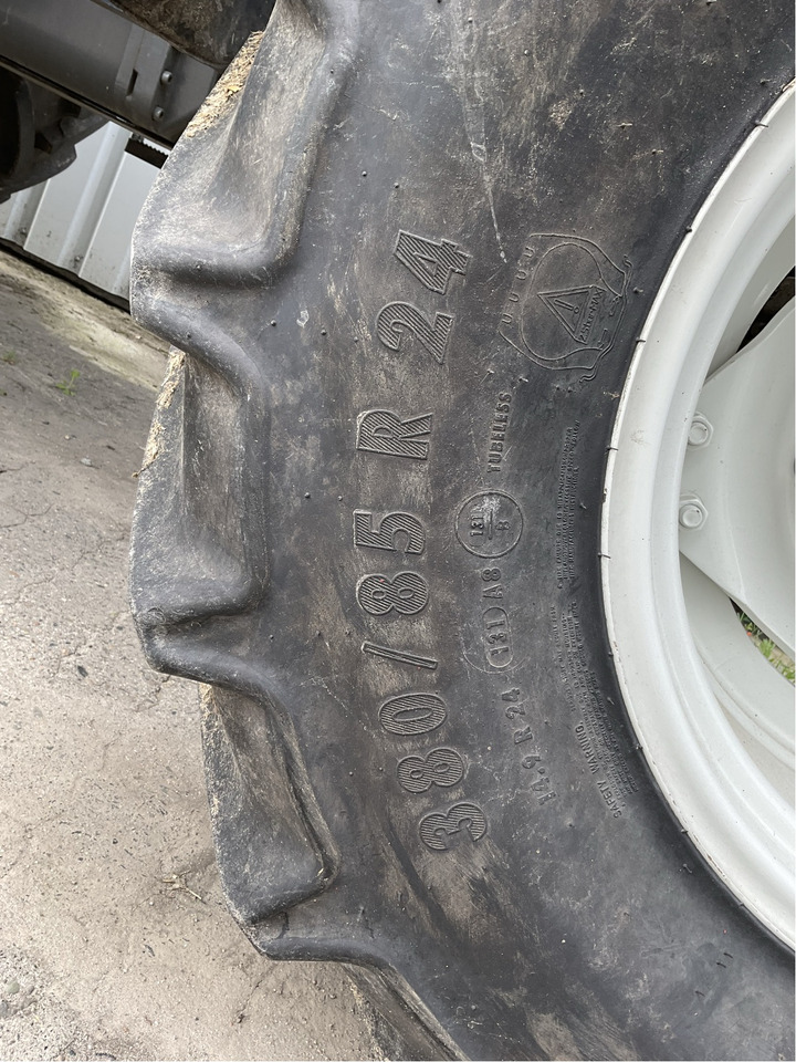 Tractor Valtra A 93: foto 7 Tractor Valtra A 93: foto 7