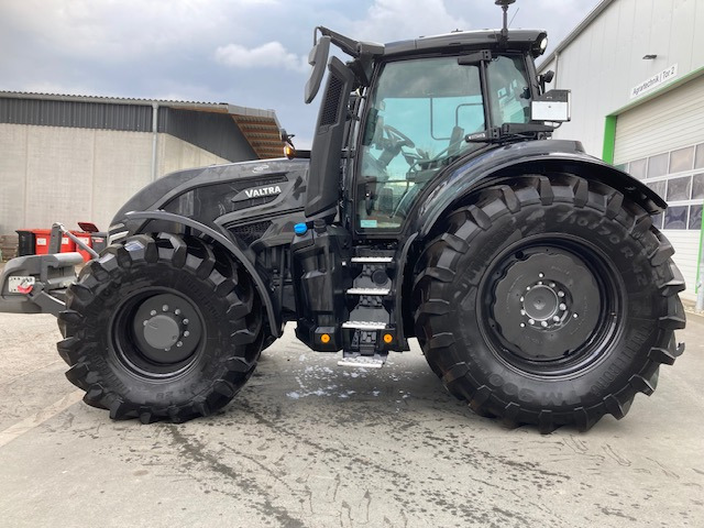Valtra Q 265 - Tractor: foto 1 Valtra Q 265 - Tractor: foto 1