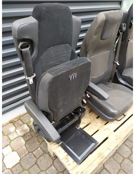 DAF XF 105 CF 85 - Asiento para Camión: foto 4 DAF XF 105 CF 85 - Asiento para Camión: foto 4