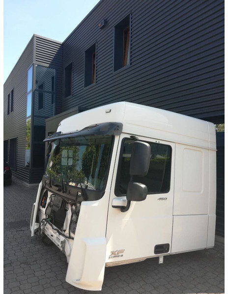 DAF XF 106 Euro 6 - Cabina e interior para Camión: foto 2 DAF XF 106 Euro 6 - Cabina e interior para Camión: foto 2