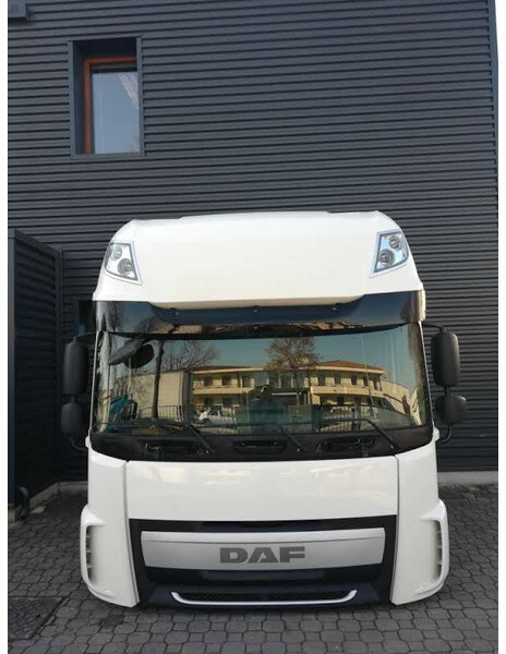 DAF XF 106 Euro 6 - Cabina e interior para Camión: foto 5 DAF XF 106 Euro 6 - Cabina e interior para Camión: foto 5