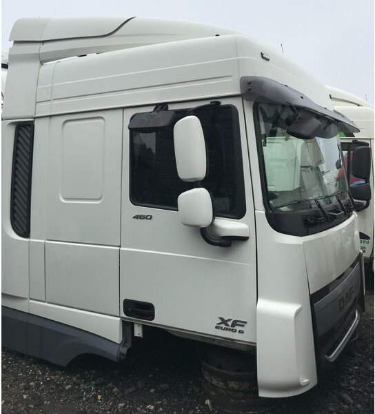 DAF XF 106 Euro 6 - Cabina e interior para Camión: foto 1 DAF XF 106 Euro 6 - Cabina e interior para Camión: foto 1