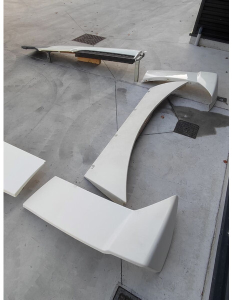 DAF XF 106 - XF 105 - Aerodinámica/ Spoiler para Camión: foto 3 DAF XF 106 - XF 105 - Aerodinámica/ Spoiler para Camión: foto 3