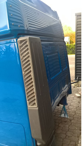 Iveco STRALIS AT Euro 5 - Cabina e interior para Camión: foto 4 Iveco STRALIS AT Euro 5 - Cabina e interior para Camión: foto 4