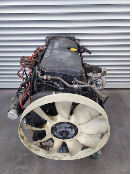 Iveco STRALIS EURO 5 CURSOR 10 420 - 450 - 460 F3AE3681 EURO 5 - Motor para Camión: foto 2 Iveco STRALIS EURO 5 CURSOR 10 420 - 450 - 460 F3AE3681 EURO 5 - Motor para Camión: foto 2