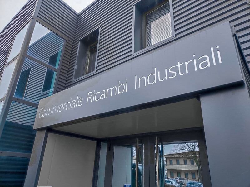 Iveco STRALIS HI - ROAD Euro 6 - Cabina e interior para Camión: foto 2 Iveco STRALIS HI - ROAD Euro 6 - Cabina e interior para Camión: foto 2