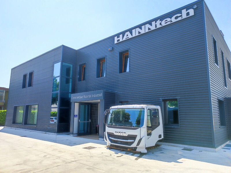 Iveco STRALIS HI STREET - TRAKKER Euro 6 - Cabina e interior para Camión: foto 1 Iveco STRALIS HI STREET - TRAKKER Euro 6 - Cabina e interior para Camión: foto 1