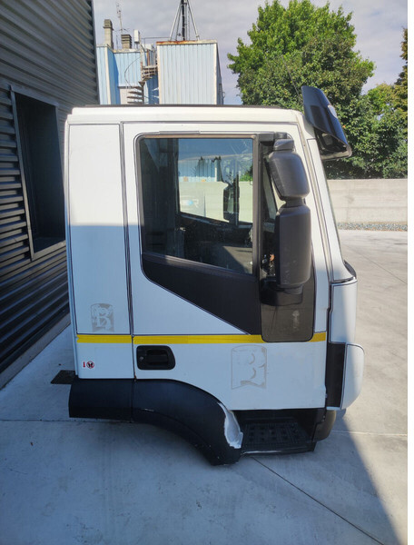 Iveco Stralis Euro 6 - Cabina e interior para Camión: foto 4 Iveco Stralis Euro 6 - Cabina e interior para Camión: foto 4