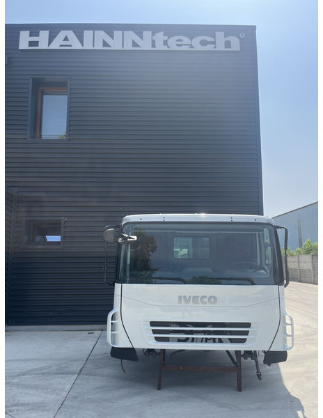 Iveco Stralis - Trakker - Cabina e interior para Camión: foto 2 Iveco Stralis - Trakker - Cabina e interior para Camión: foto 2