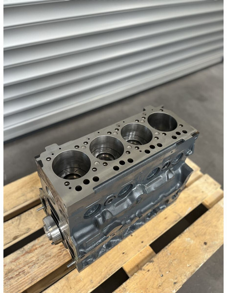 MAN TGM TGL D0834 150 180 220 E5 RECONDITIONED WITH WARRANTY - Bloque de cilindros para Camión: foto 3 MAN TGM TGL D0834 150 180 220 E5 RECONDITIONED WITH WARRANTY - Bloque de cilindros para Camión: foto 3