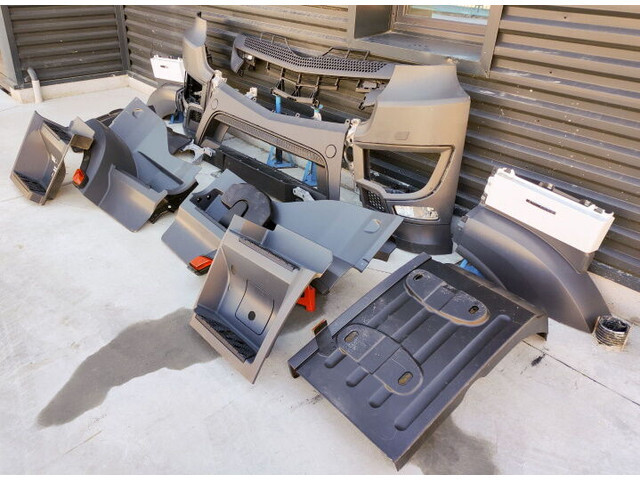 Mercedes-Benz ACTROS AROCS - Parachoques para Camión: foto 5 Mercedes-Benz ACTROS AROCS - Parachoques para Camión: foto 5