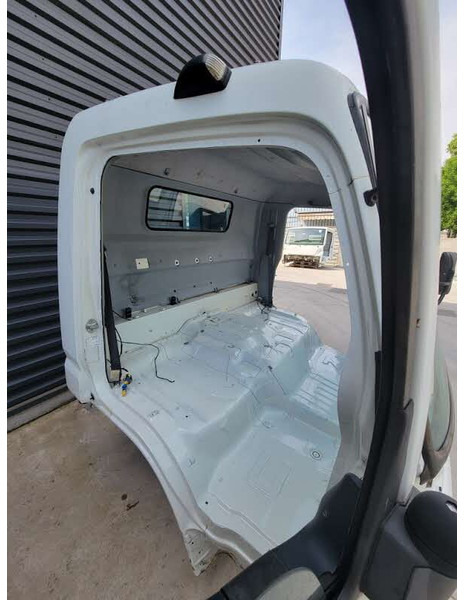 Cabina e interior para Camión Mitsubishi Fuso "C": foto 13