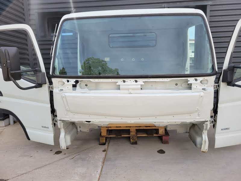 Cabina e interior para Camión Mitsubishi Fuso "C": foto 17