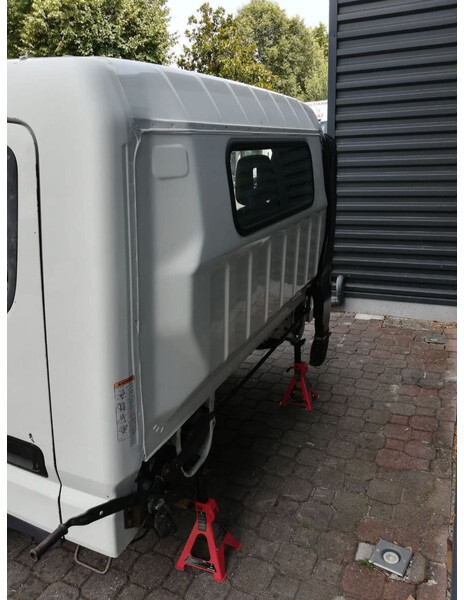 Mitsubishi Fuso CANTER C TYPE MODEL Euro 6, Euro 5, EEV - Cabina e interior para Camión: foto 5 Mitsubishi Fuso CANTER C TYPE MODEL Euro 6, Euro 5, EEV - Cabina e interior para Camión: foto 5