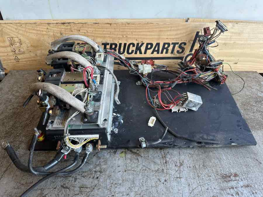 ATLET ECU PRINT 631-42015 NO:05444 - Sistema eléctrico para Camión: foto 1 ATLET ECU PRINT 631-42015 NO:05444 - Sistema eléctrico para Camión: foto 1