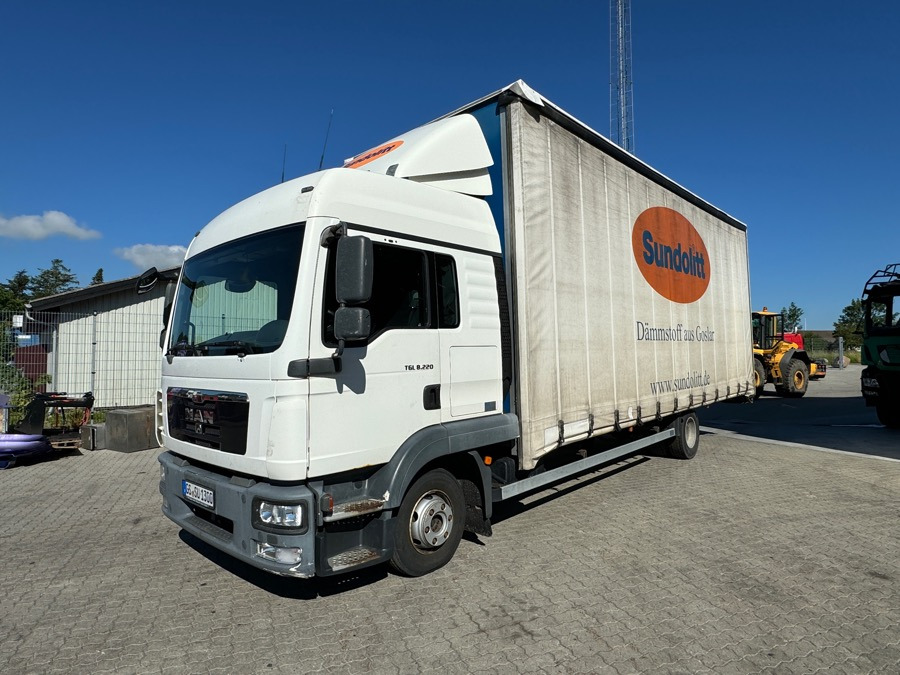 MAN CABINE F99L/R37 - Cabina para Camión: foto 1 MAN CABINE F99L/R37 - Cabina para Camión: foto 1