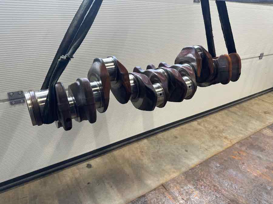 MAN CRANKSHAFT 51.02101-0834 - Motor y piezas para Camión: foto 1 MAN CRANKSHAFT 51.02101-0834 - Motor y piezas para Camión: foto 1