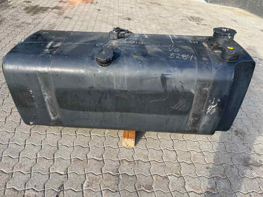 MAN DIESEL + HYDRAULIC TANK - Sistema de combustible para Camión: foto 2 MAN DIESEL + HYDRAULIC TANK - Sistema de combustible para Camión: foto 2