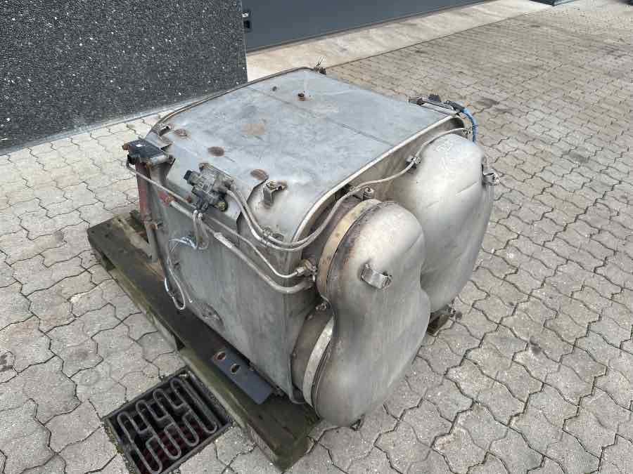 MAN EXHAUST 81.15103-6115 - Sistema de escape para Camión: foto 1 MAN EXHAUST 81.15103-6115 - Sistema de escape para Camión: foto 1