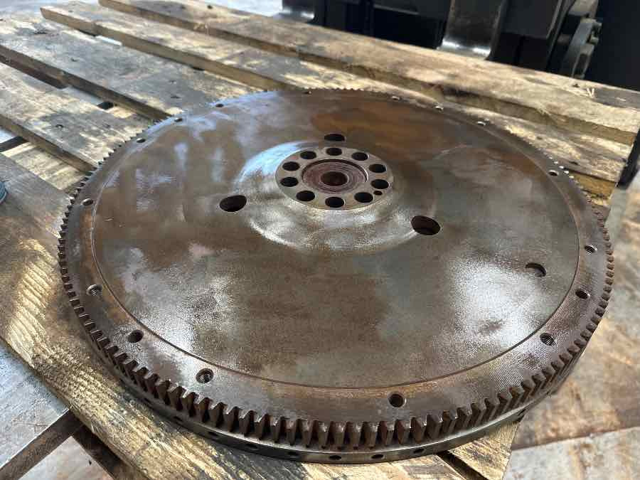 MAN FLYWHEEL 51.02301-6132 - Motor y piezas para Camión: foto 1 MAN FLYWHEEL 51.02301-6132 - Motor y piezas para Camión: foto 1