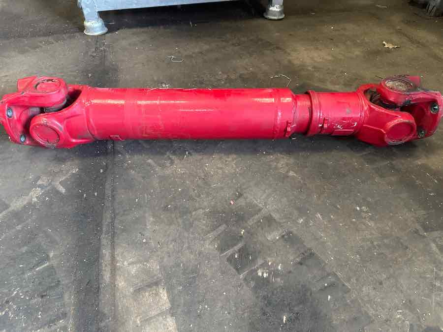 MAN PROPSHAFT 81.39143-6124 - Árbol de transmisión para Camión: foto 1 MAN PROPSHAFT 81.39143-6124 - Árbol de transmisión para Camión: foto 1