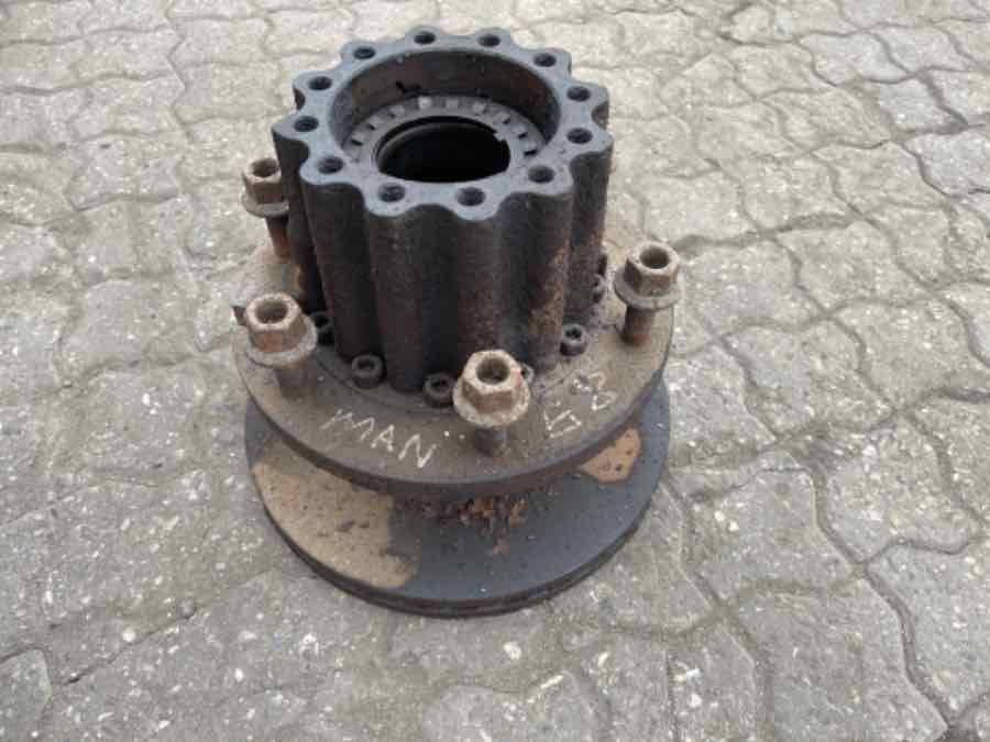 MAN REAR HUB 81.35701-0147 - Cubo para Camión: foto 1 MAN REAR HUB 81.35701-0147 - Cubo para Camión: foto 1