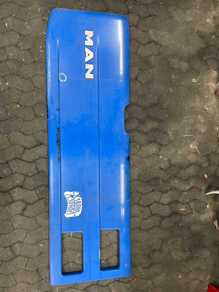 MAN SIDE PANEL 81.41680-0040 - Carrocería y exterior para Camión: foto 1 MAN SIDE PANEL 81.41680-0040 - Carrocería y exterior para Camión: foto 1