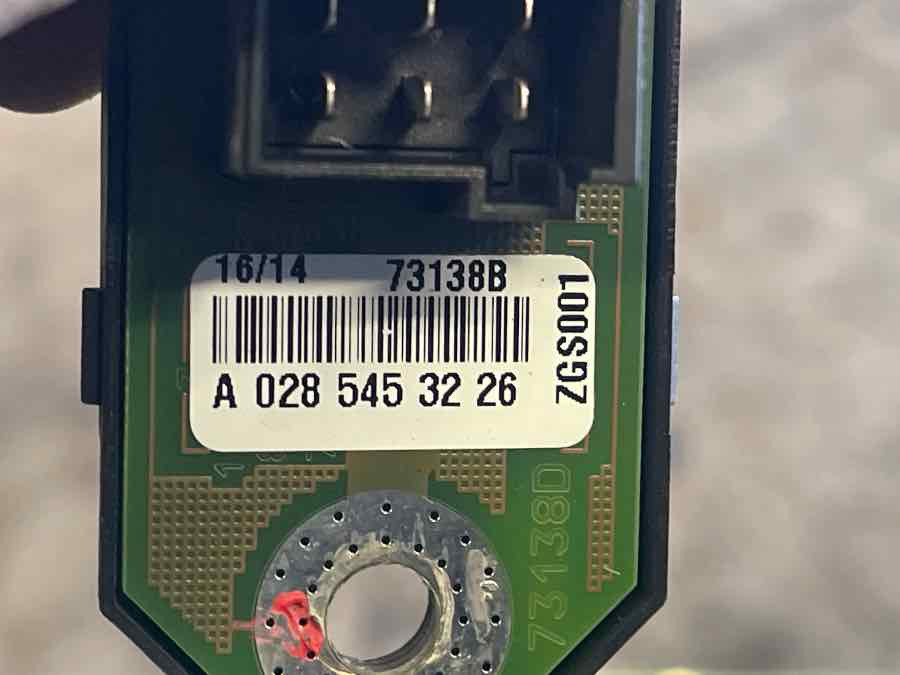 MERCEDES ECU A0285453226 - Unidad de control para Autobús: foto 2 MERCEDES ECU A0285453226 - Unidad de control para Autobús: foto 2