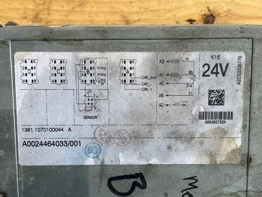 MERCEDES TACHO A0024464033 /001 - Sistema eléctrico para Camión: foto 2 MERCEDES TACHO A0024464033 /001 - Sistema eléctrico para Camión: foto 2